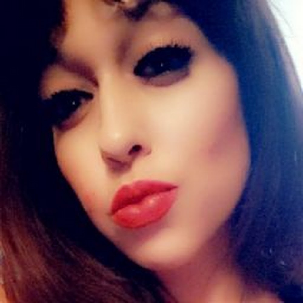 Meet your Posher, Antoinette